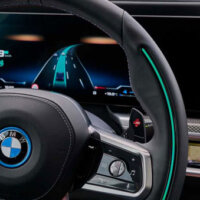 Road to autonomous driving: BMW is the first car manufacturer to receive approval for the combination of Level 2 and Level 3.