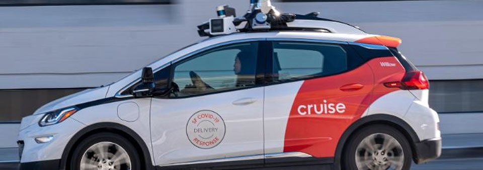 GM’s robotaxis are only coming out after dark