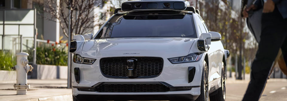 Waymo is expanding its driverless program in Phoenix