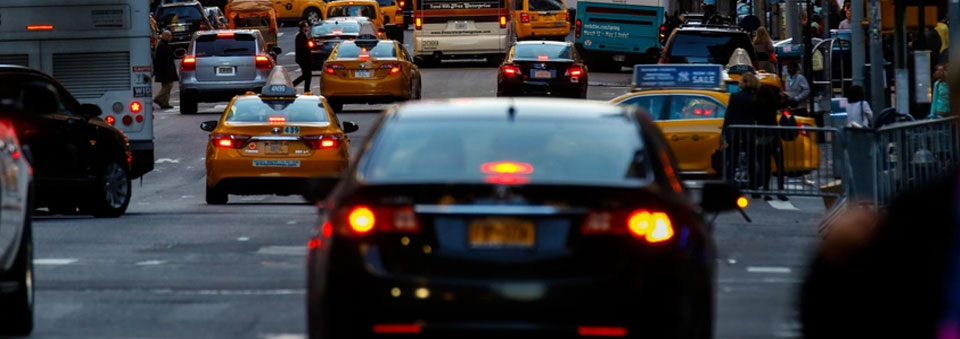 Self-Driving Taxi Tests Approved in NYC, but Human Operators Required