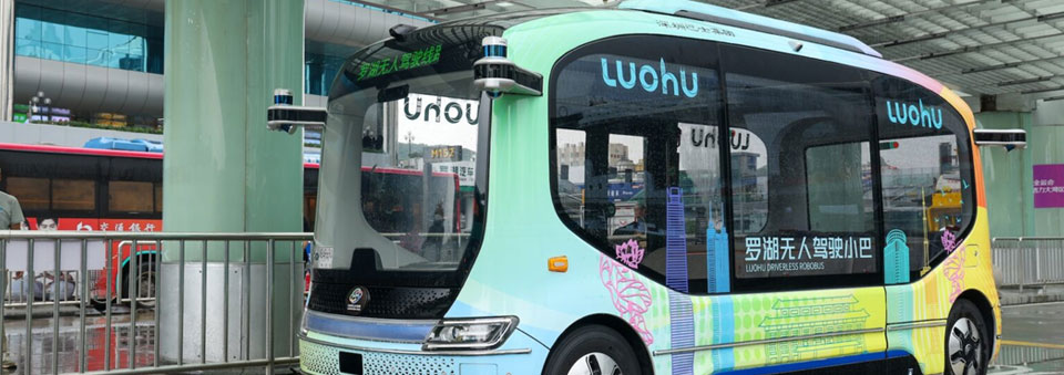 Shenzhen’s First Driverless Robobus Debuts