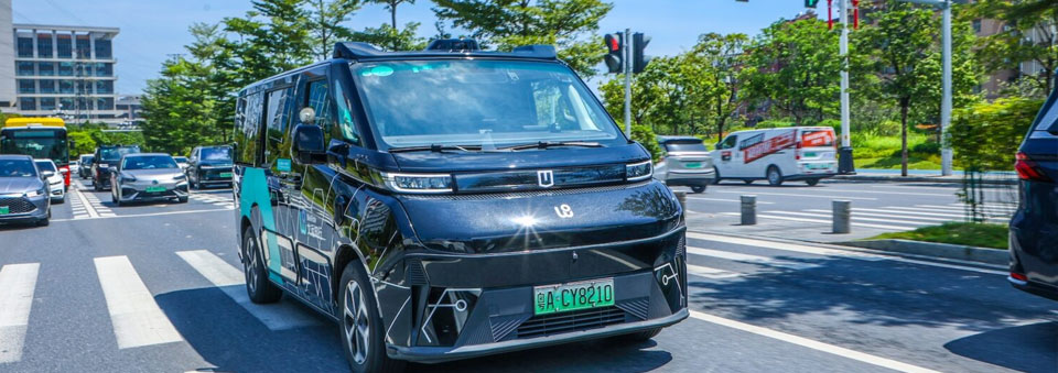 Guangzhou Gets 24/7 Driverless Robotaxi Service