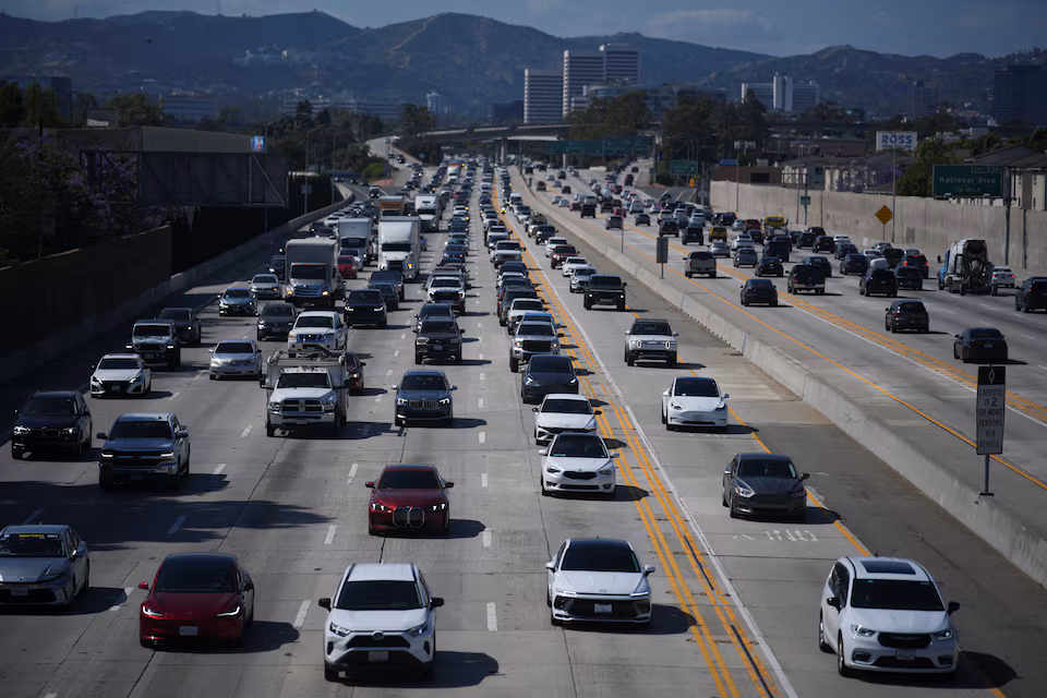 California adopts new rules allowing manufacturers to test and deploy heavy-duty autonomous vehicles