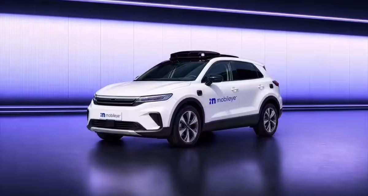 Self-driving tech supplier Mobileye plans US robotaxi service next year